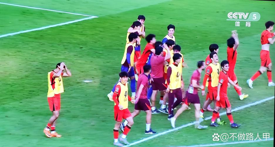 记者谈国足02落后喀麦隆：很少和亚洲外球队比赛，这就是反馈