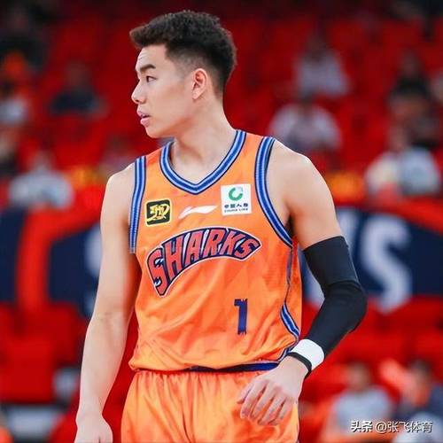 手热得发烫！李添荣9中8&5记三分球轰下24分2断